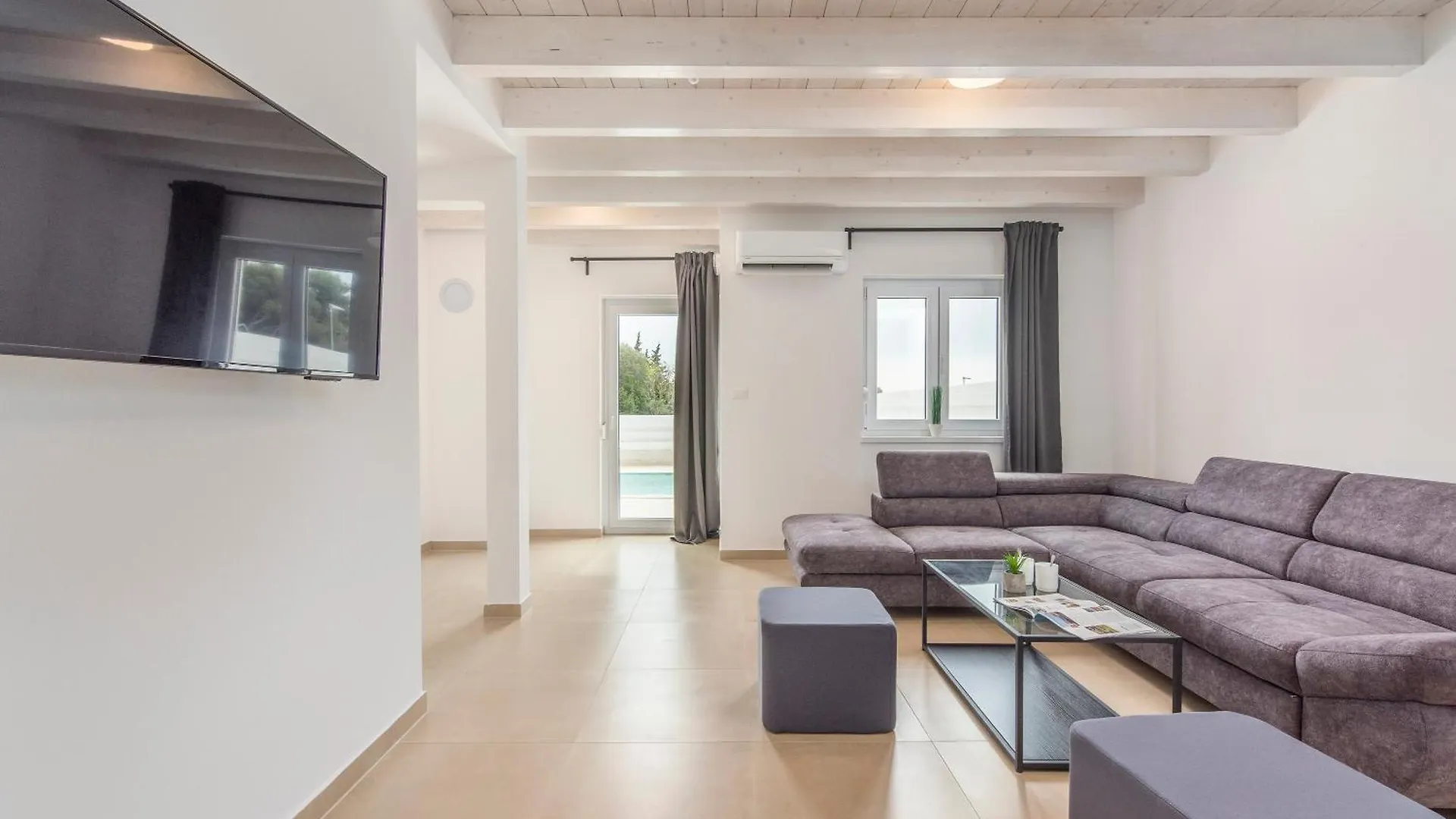 Villa Complex Kamenjak Premantura Croatia